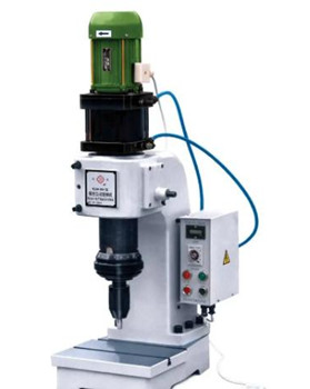 如何選擇滿意的液壓鉚接機廠家？