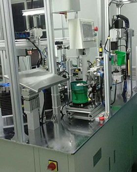 自動(dòng)送料鉚接機(jī)主要組成結(jié)構(gòu)有哪些？