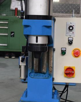 采購(gòu)一臺(tái)液壓鉚接機(jī)要多少錢？