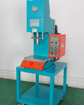 鉚接機(jī)大概多少錢一臺？